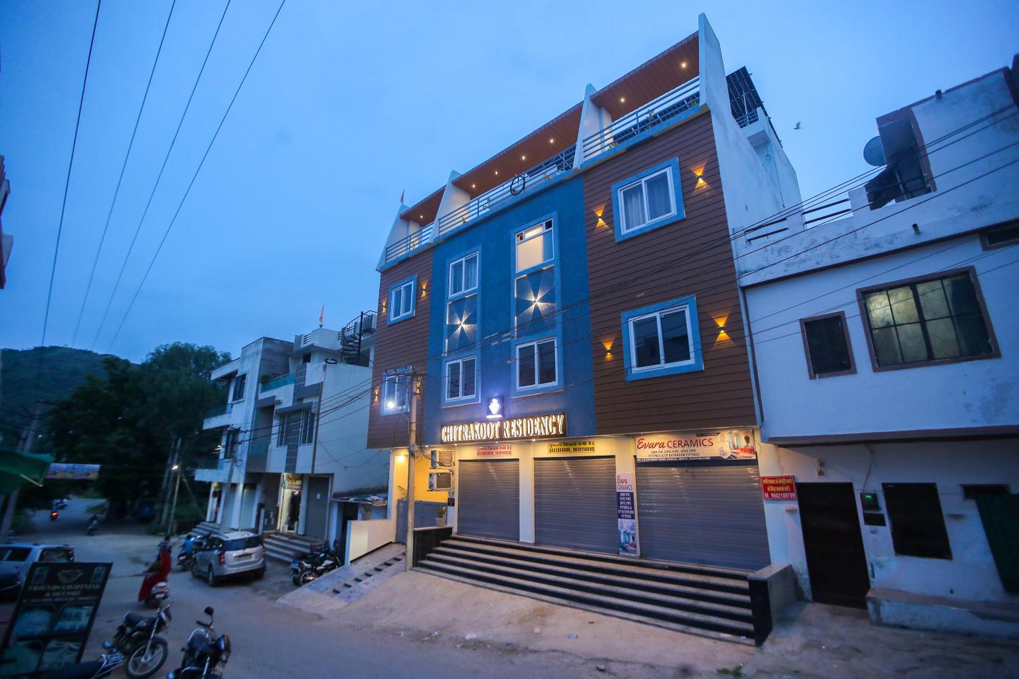 Апарт готель Chitrakoot Residency Удайпур Екстер'єр фото